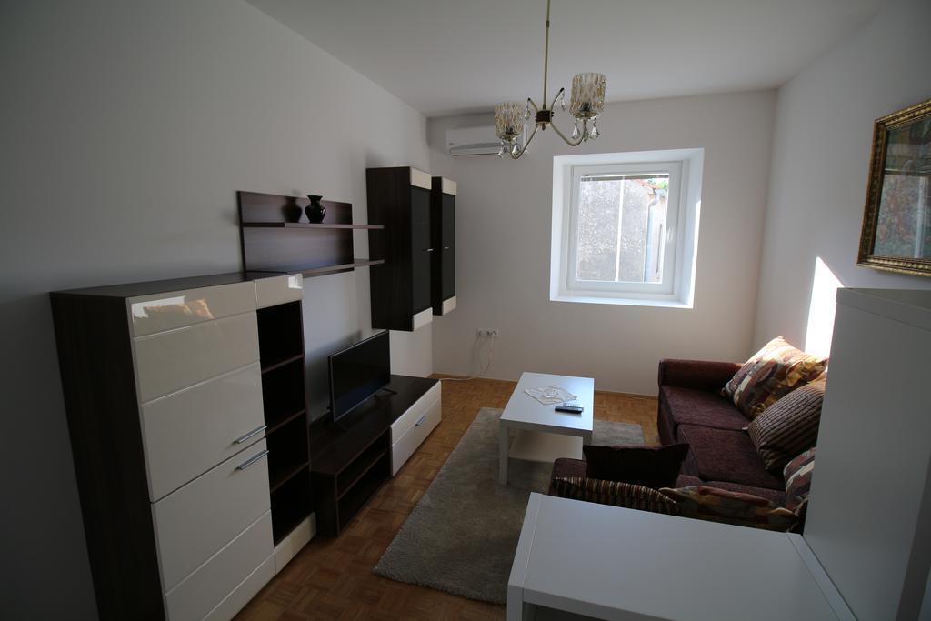 Apartment Ribica クルク 部屋 写真