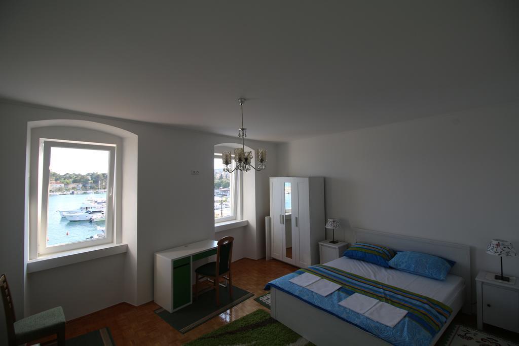 Apartment Ribica クルク 部屋 写真